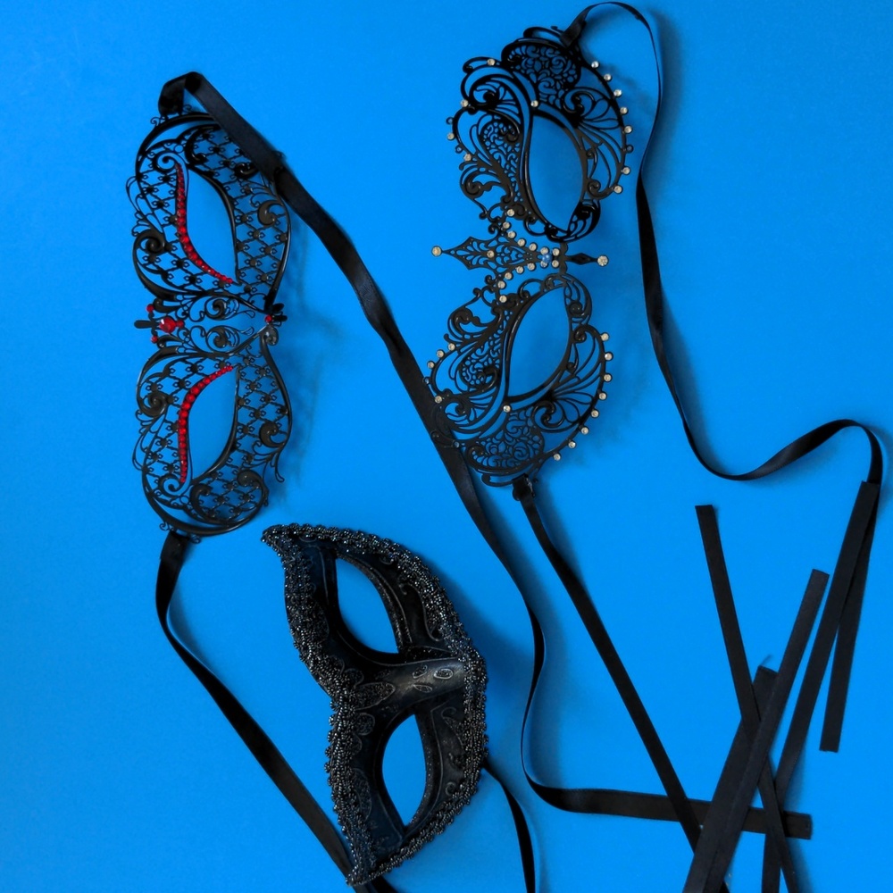 Set of three masks